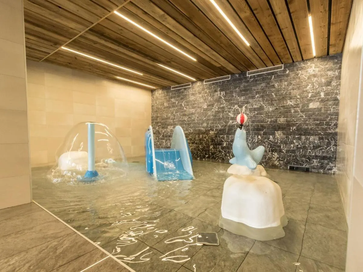 Apartment With Fireplace And Wi-Fi In Arc 2000 Les Arcs