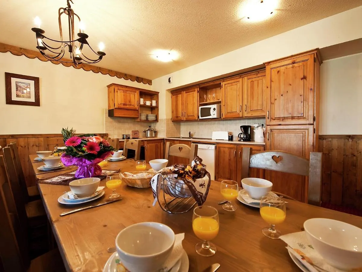 Apartment With Fireplace And Wi-Fi In Arc 2000 Les Arcs  Fransa