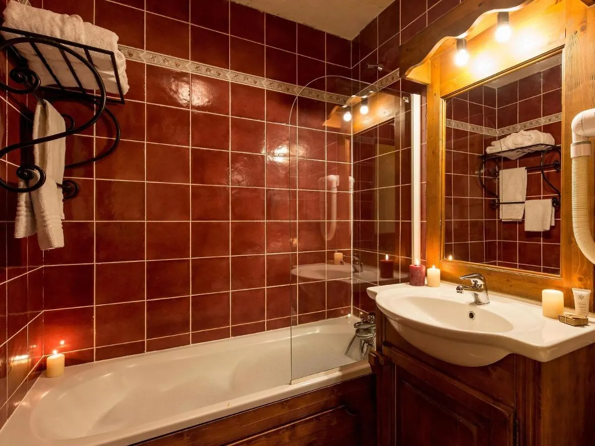 Apartment With Fireplace And Wi-Fi In Arc 2000 Les Arcs  0*, Les Arcs (Savoie) France
