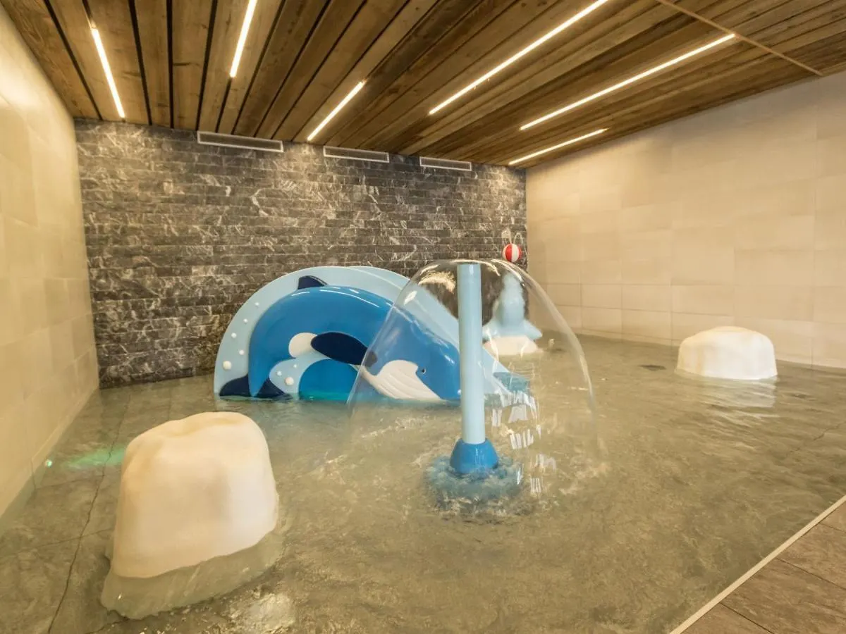 Apartment With Fireplace And Wi-Fi In Arc 2000 Les Arcs   Les Arcs (Savoie)